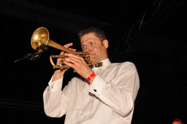 min 2012 07 07 tours 247